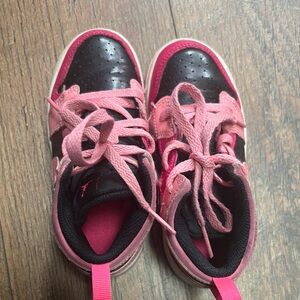 Jordan Kids Sneakers in Pink and Black